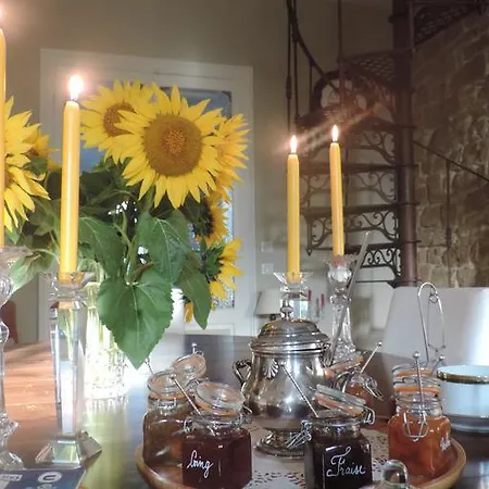 Aux Delices D'excideuil Bed & Breakfast
