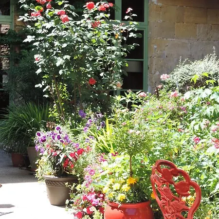 Aux Delices D'excideuil Bed & Breakfast *